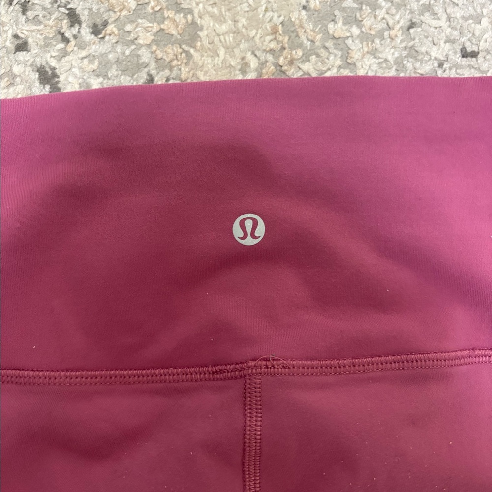Lululemon 28 in leggings